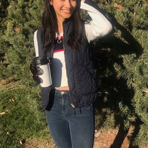 URBAN OUTFITTERS ZIP SWEATER